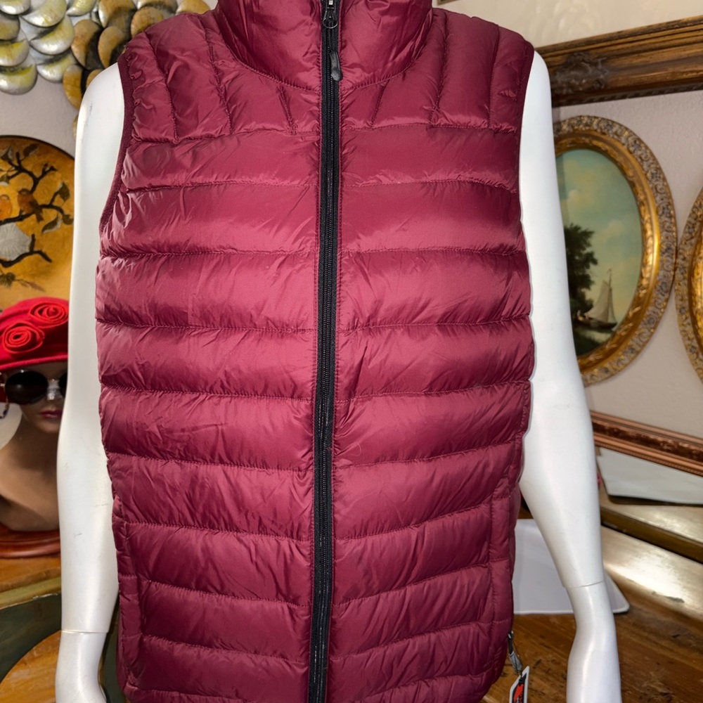 Men's Hawke and co Packable Vest red down puffer zip Hoodless nwt small